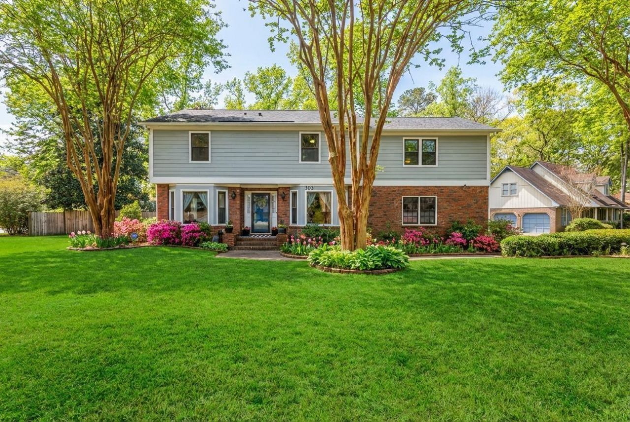 103 Endicott Street Photo 19