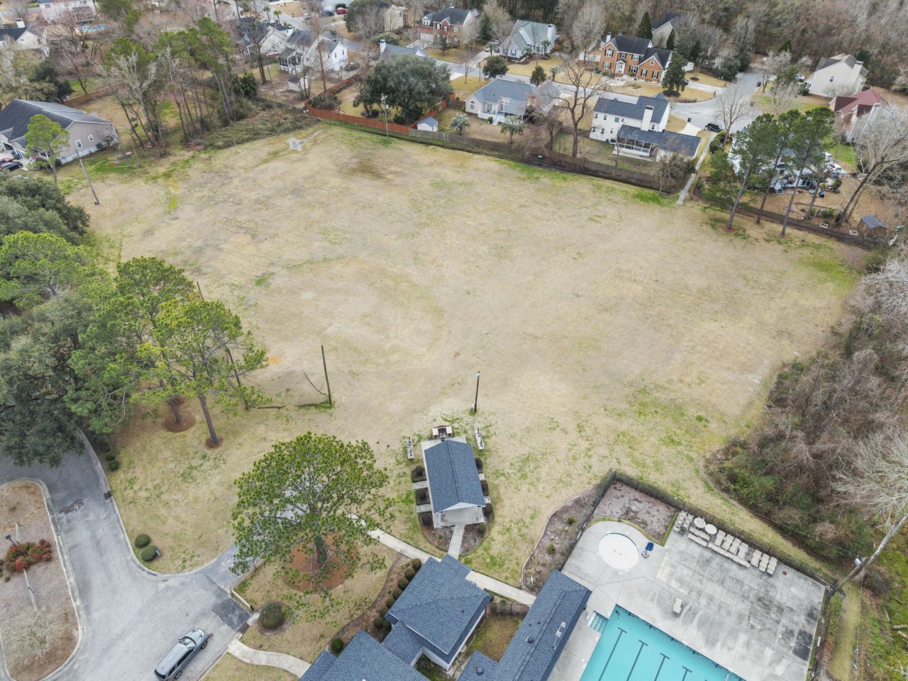 103 Endicott Street Photo 31