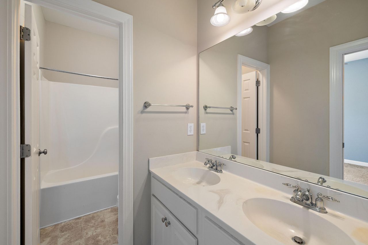 1417 Clancy Road Photo 17