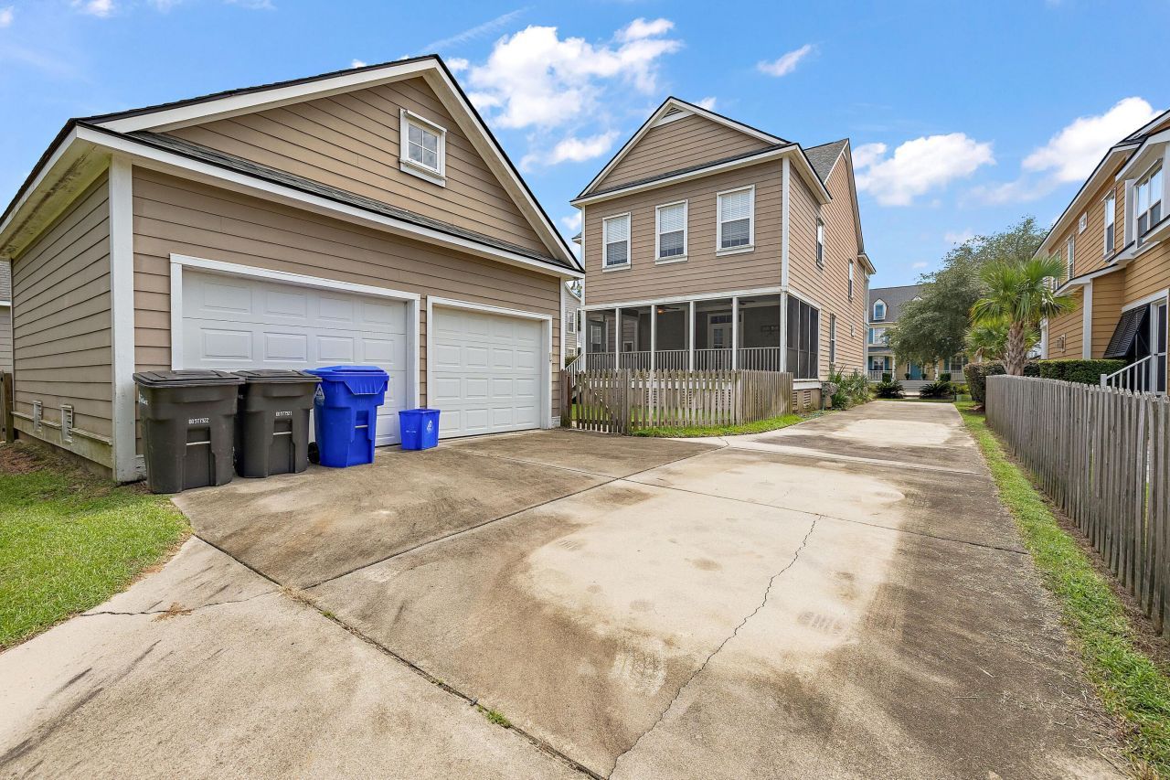 1417 Clancy Road Photo 23