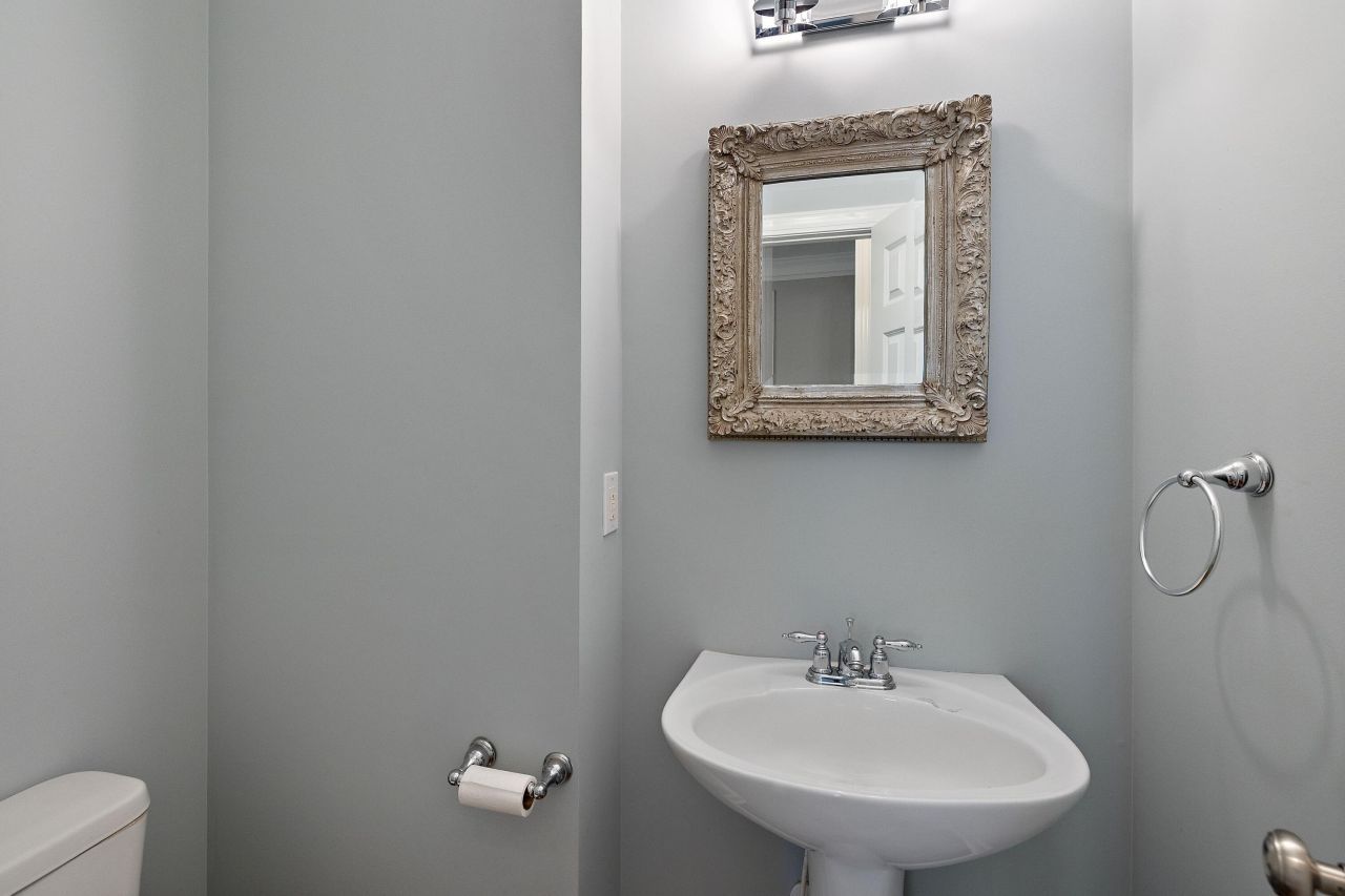 1417 Clancy Road Photo 5