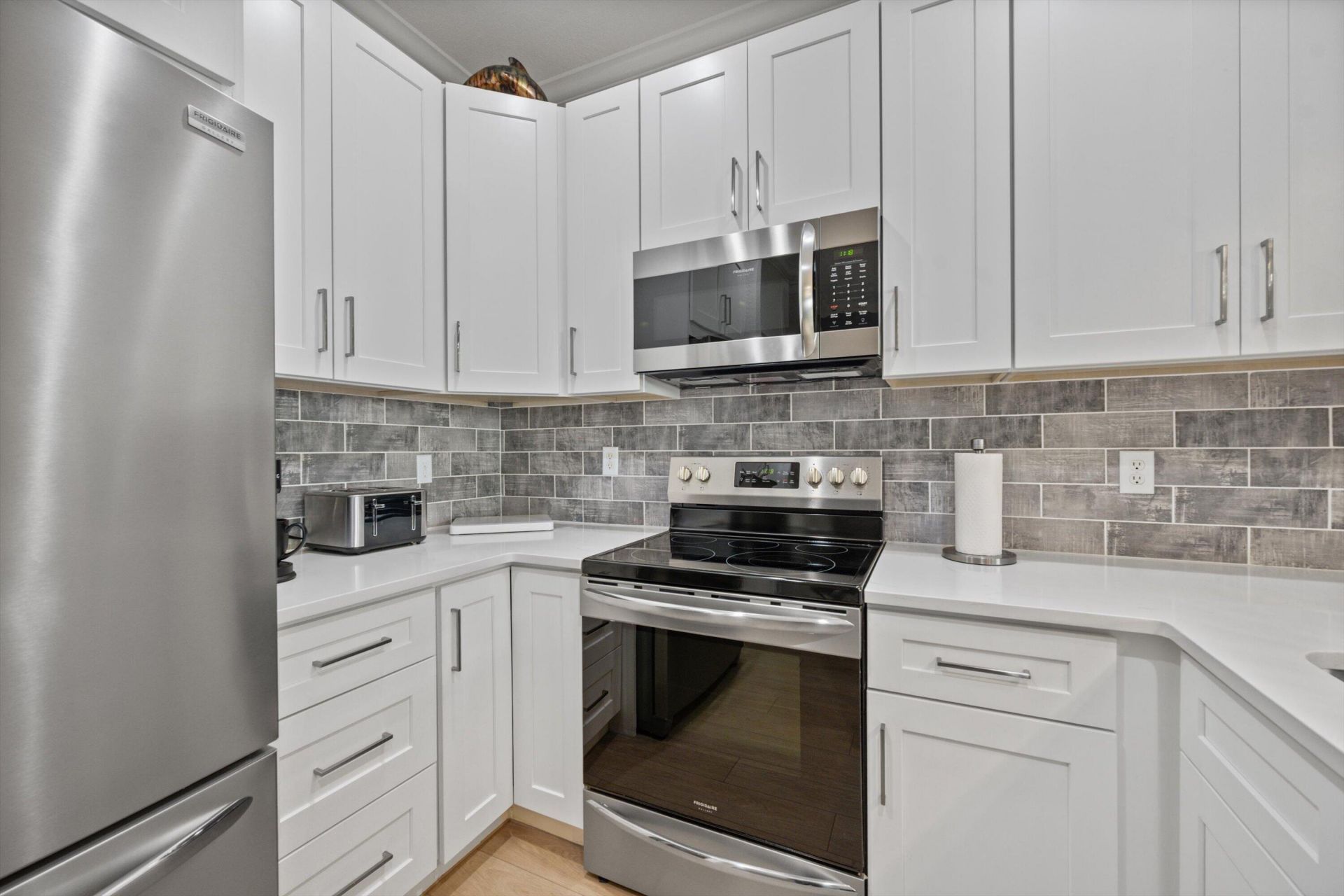 6058 Seminole Gardens Circle, Riviera Beach, FL 33418 Photo