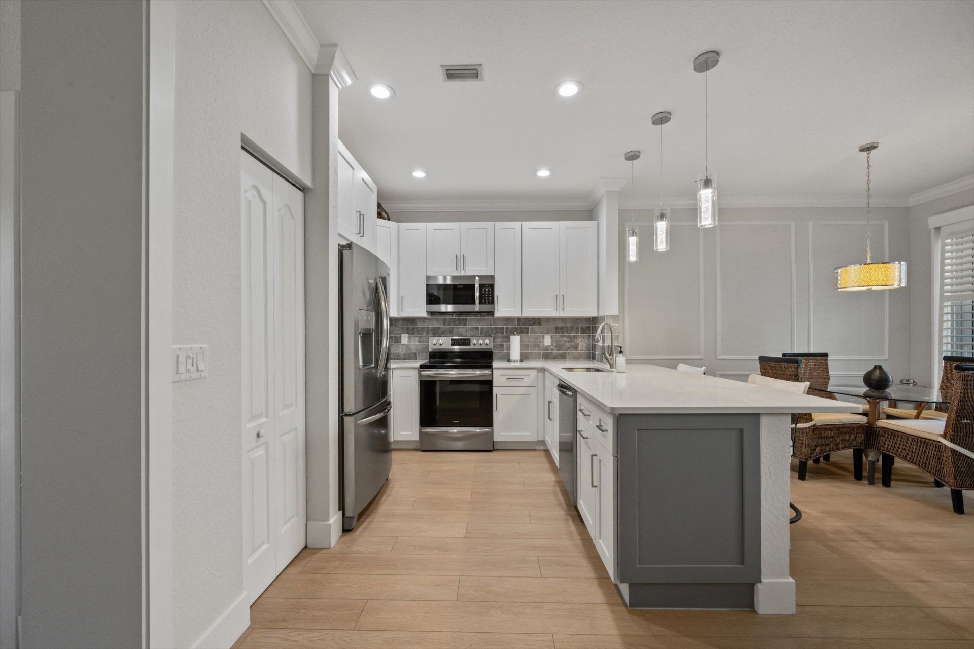 6058 Seminole Gardens Circle, Riviera Beach, FL 33418 Photo