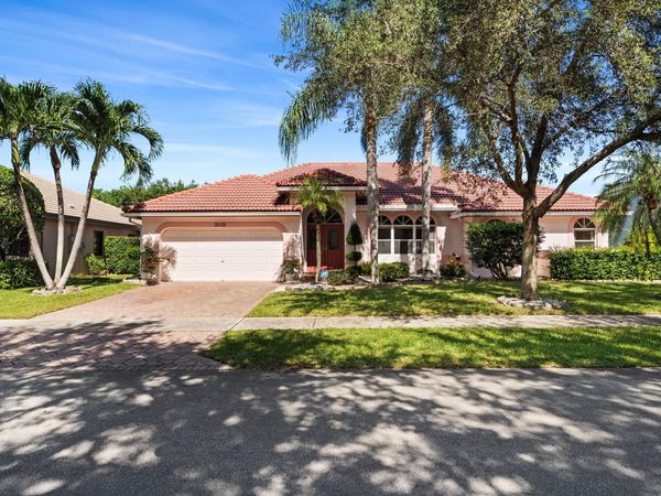 3919 NW 57th St, Coconut Creek, FL 33073