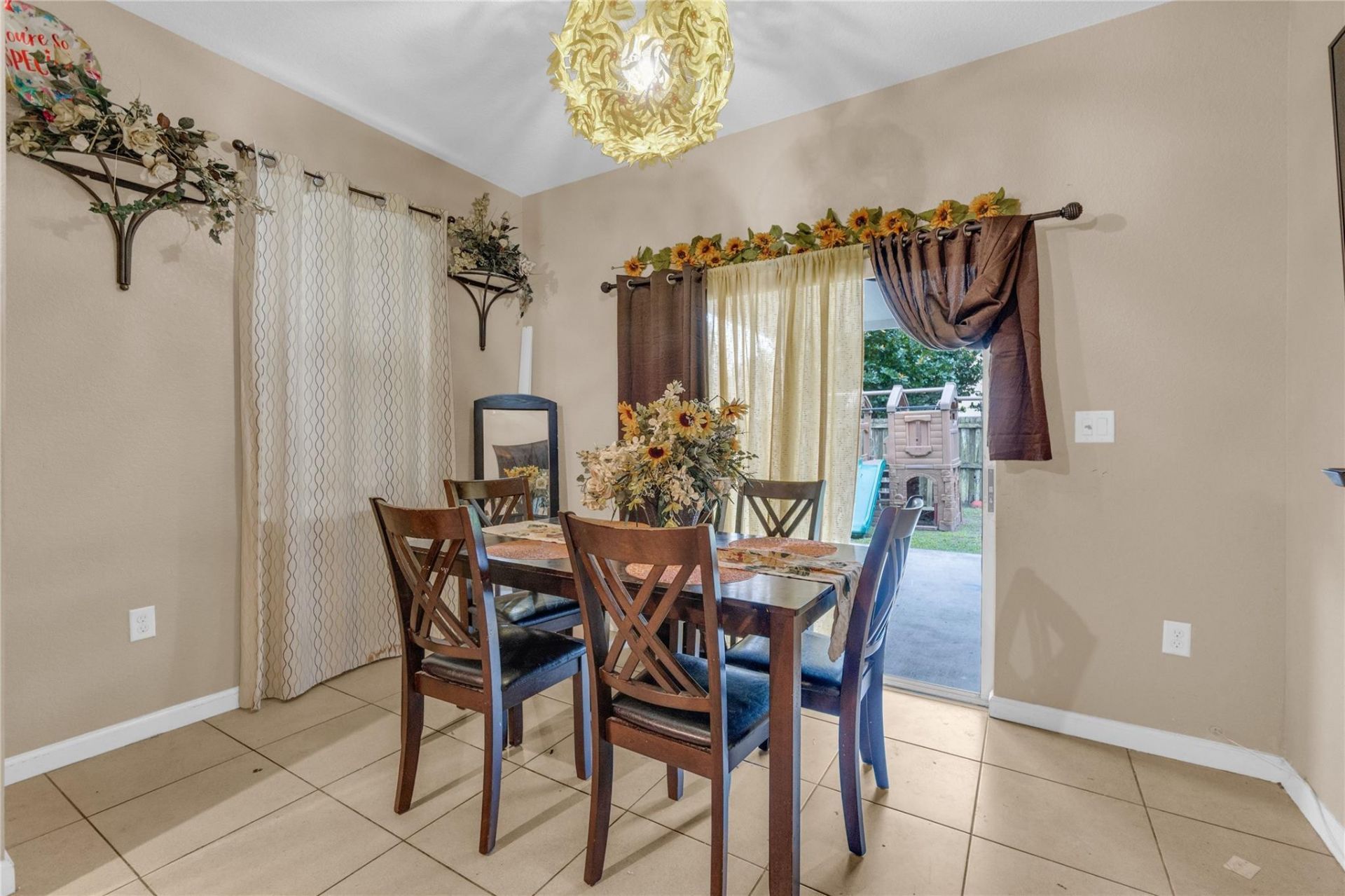 11050 SW 225th Terrace, Miami, FL 33170 Photo