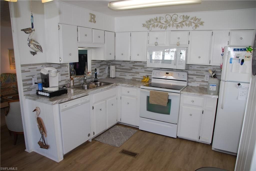 26 Nicklaus Blvd , North Fort Myers, FL 33903 Photo