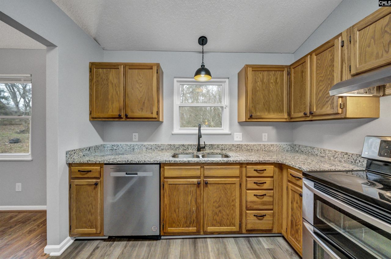 1323 Riverwalk Way  Photo 14