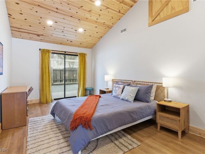 9800 Gleeson Drive, Cleveland, OH 44125 Photo 18