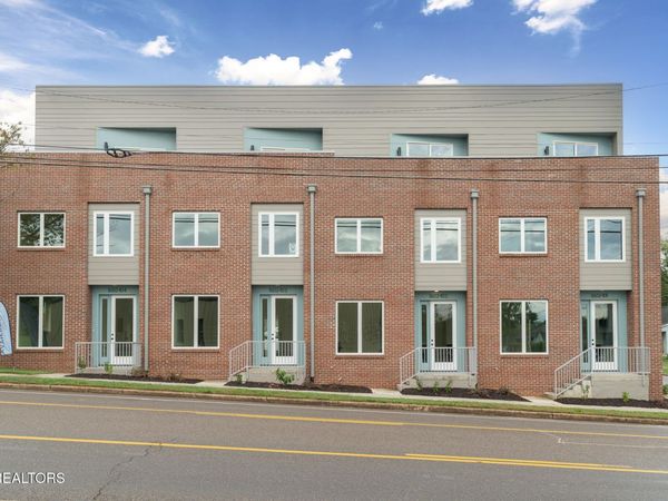 1602 N Central St, Knoxville, TN 37917