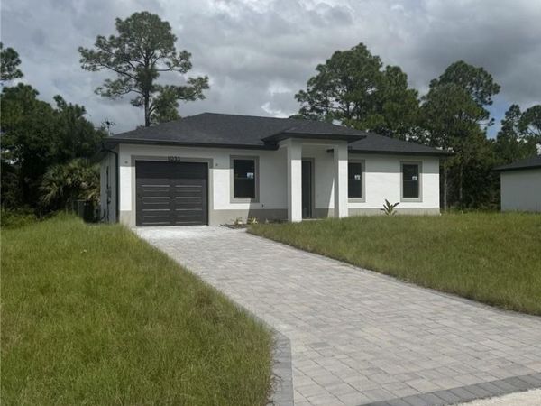 1124 Cherry ST E, LEHIGH ACRES, FL 33974
