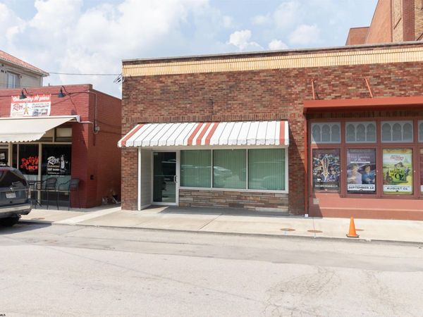 452 W Pike, Clarksburg, WV 26301