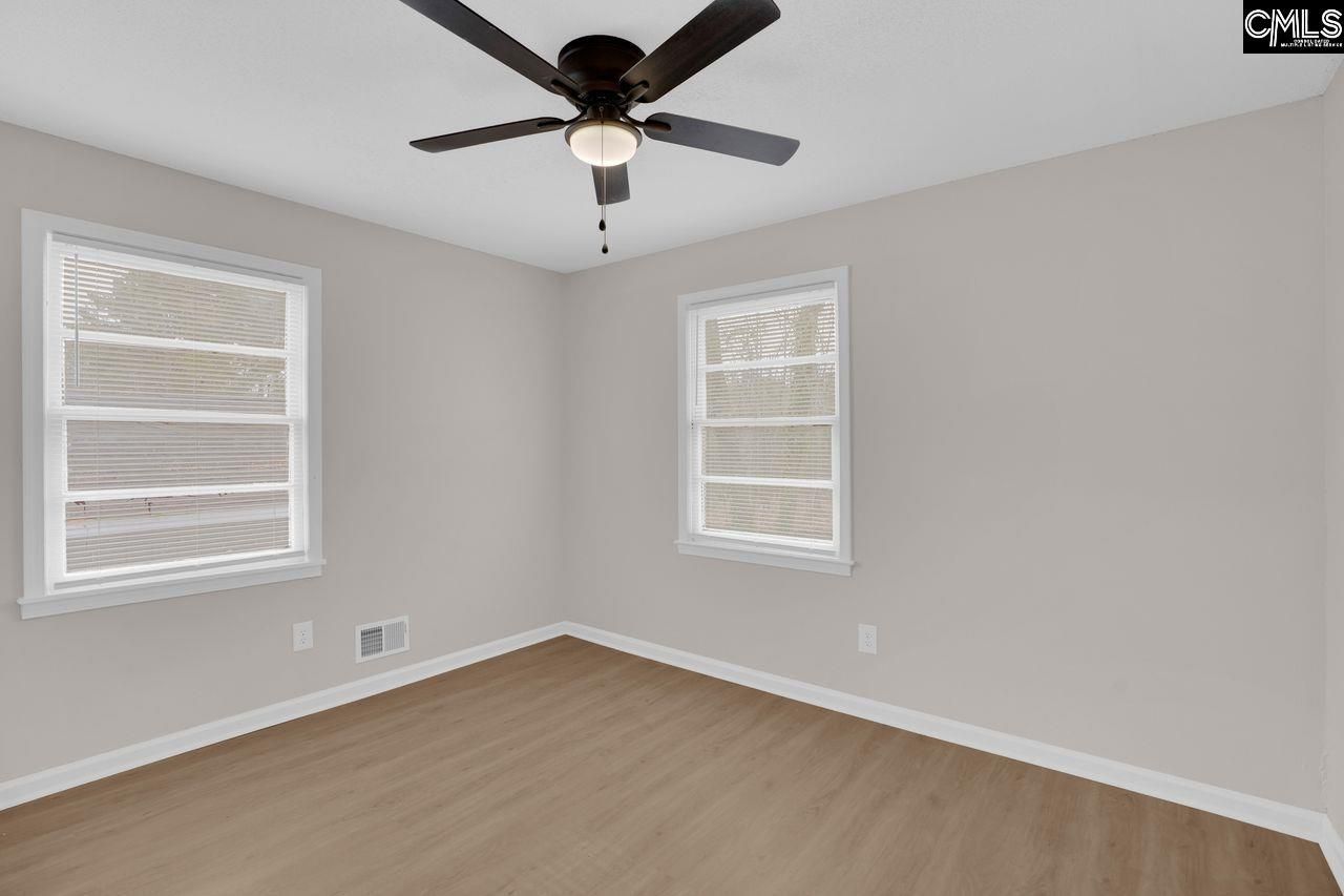 304 Stanford Street Photo 19