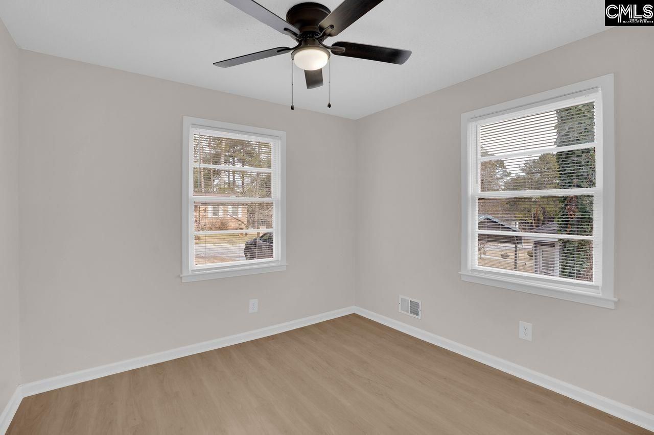 304 Stanford Street Photo 20