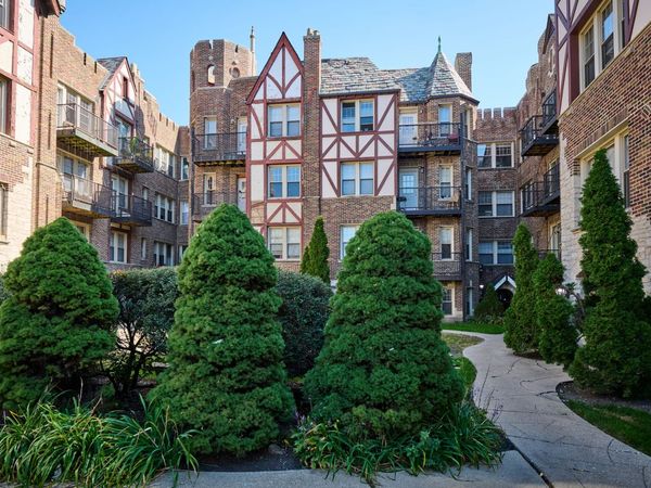 5715 N Kimball Avenue, Unit 1N, Chicago, IL 60659