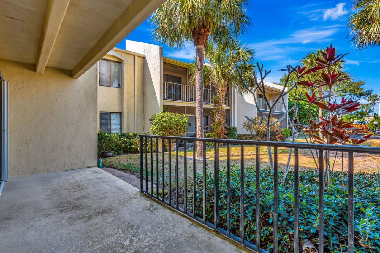 150 Pineview Road, Unit B2, Jupiter, FL 33469 Photo
