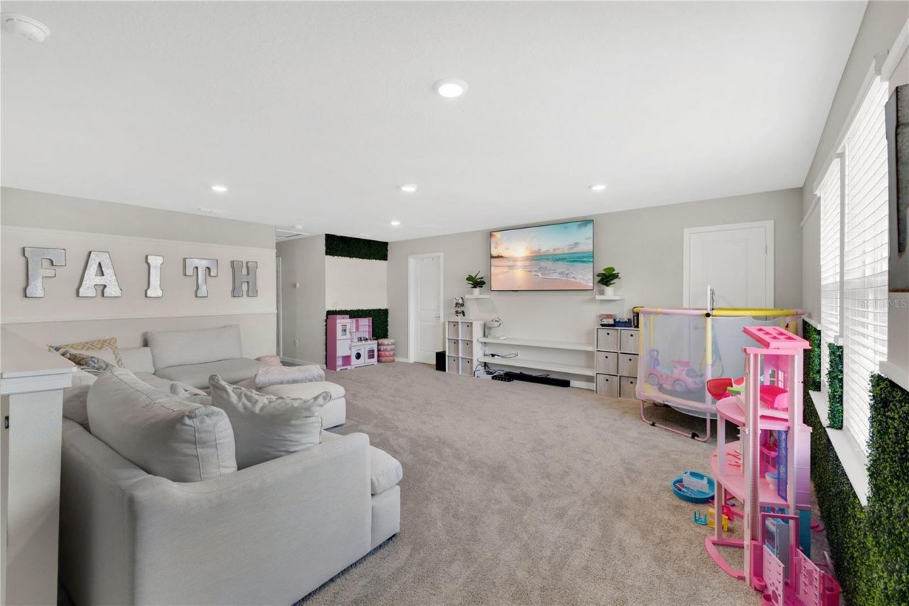 5433 Log Grove Lane, Orlando, FL 32829 Photo