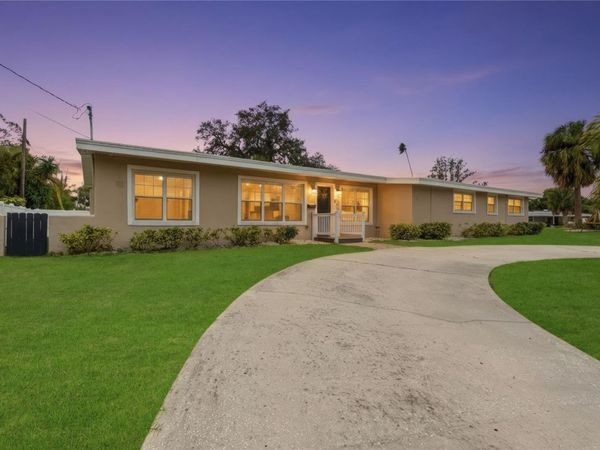 327 SUNNY LANE, BELLEAIR, FL 33756