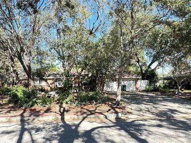 4625 W LONGFELLOW AVENUE, TAMPA, FL 33629