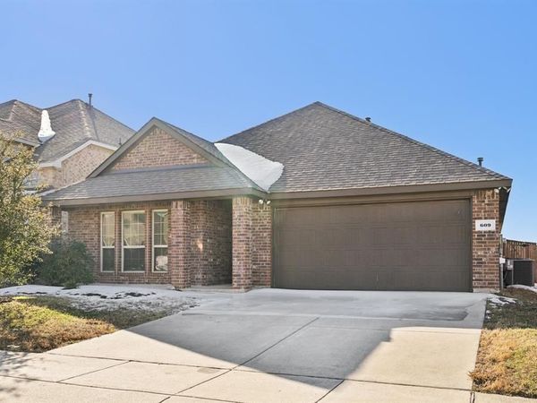 609 Bassett Hall Road, Fate, TX 75189