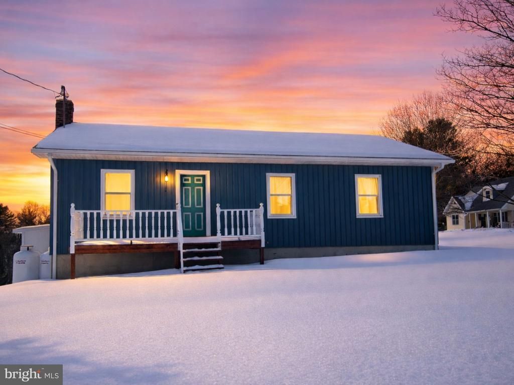 2134 Cemetery Road, Seven Valleys, PA 17360 Main Photo