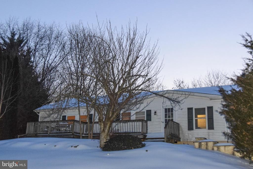 802 W Bridge Street, Parkesburg, PA 19365 Main Photo