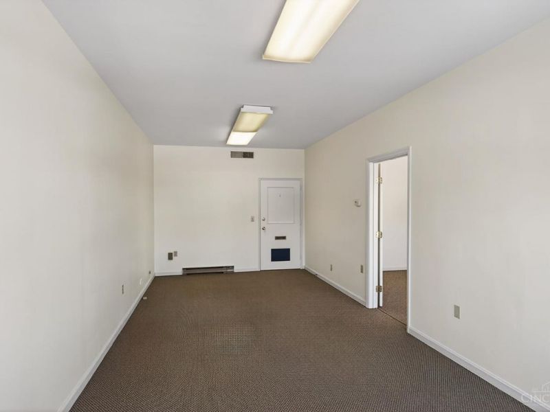 2639 Erie Avenue, Unit 204, Cincinnati, OH 45208 Photo 8