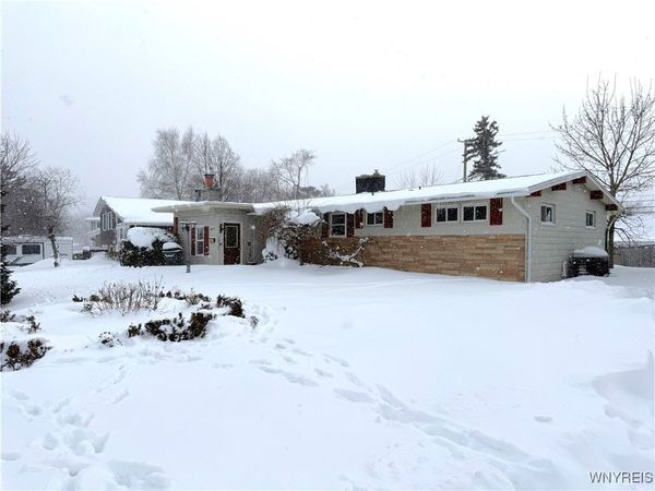 54 Albert Street, Depew, NY 14043