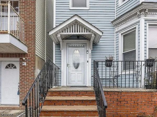 200 Union St, Jersey, NJ 07304