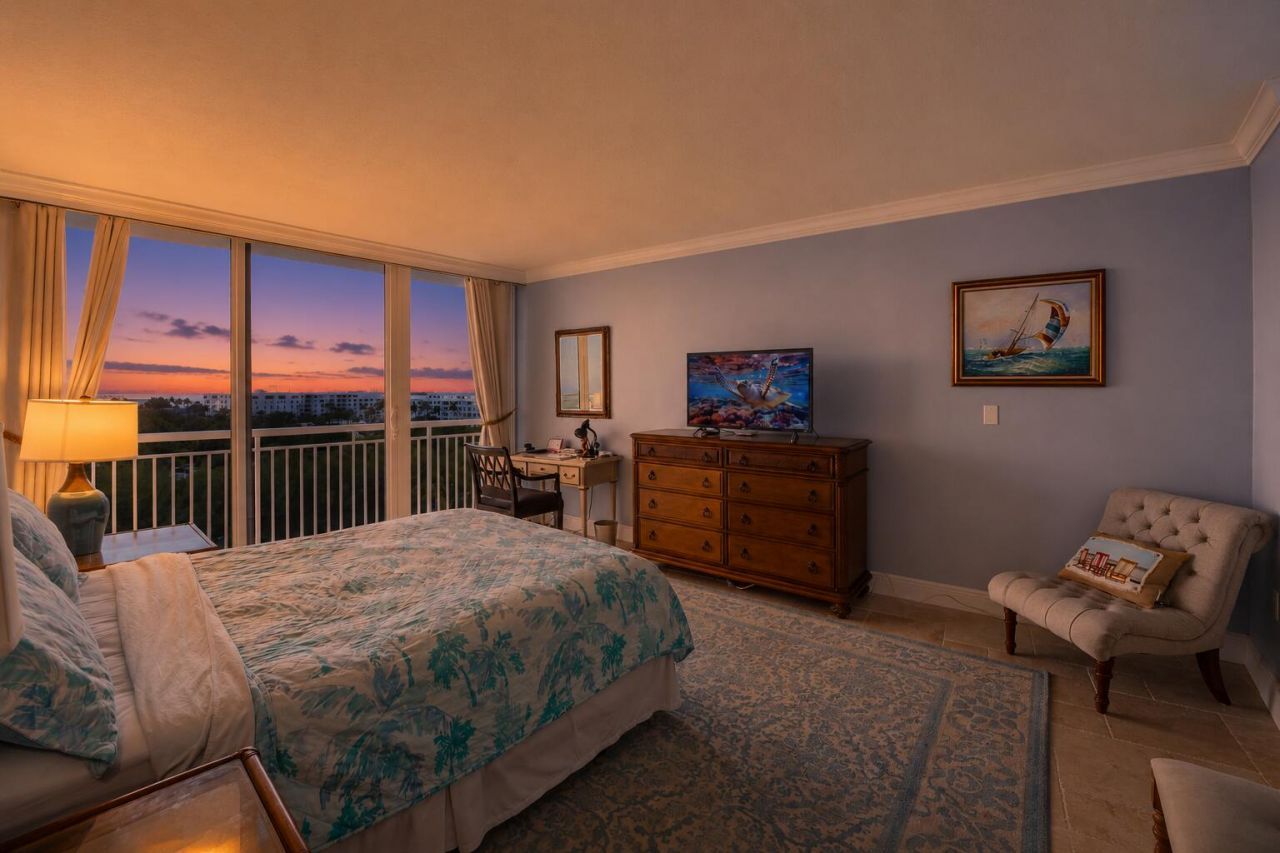 2780 S Ocean Boulevard, Unit 709, Palm Beach, FL 33480 Photo