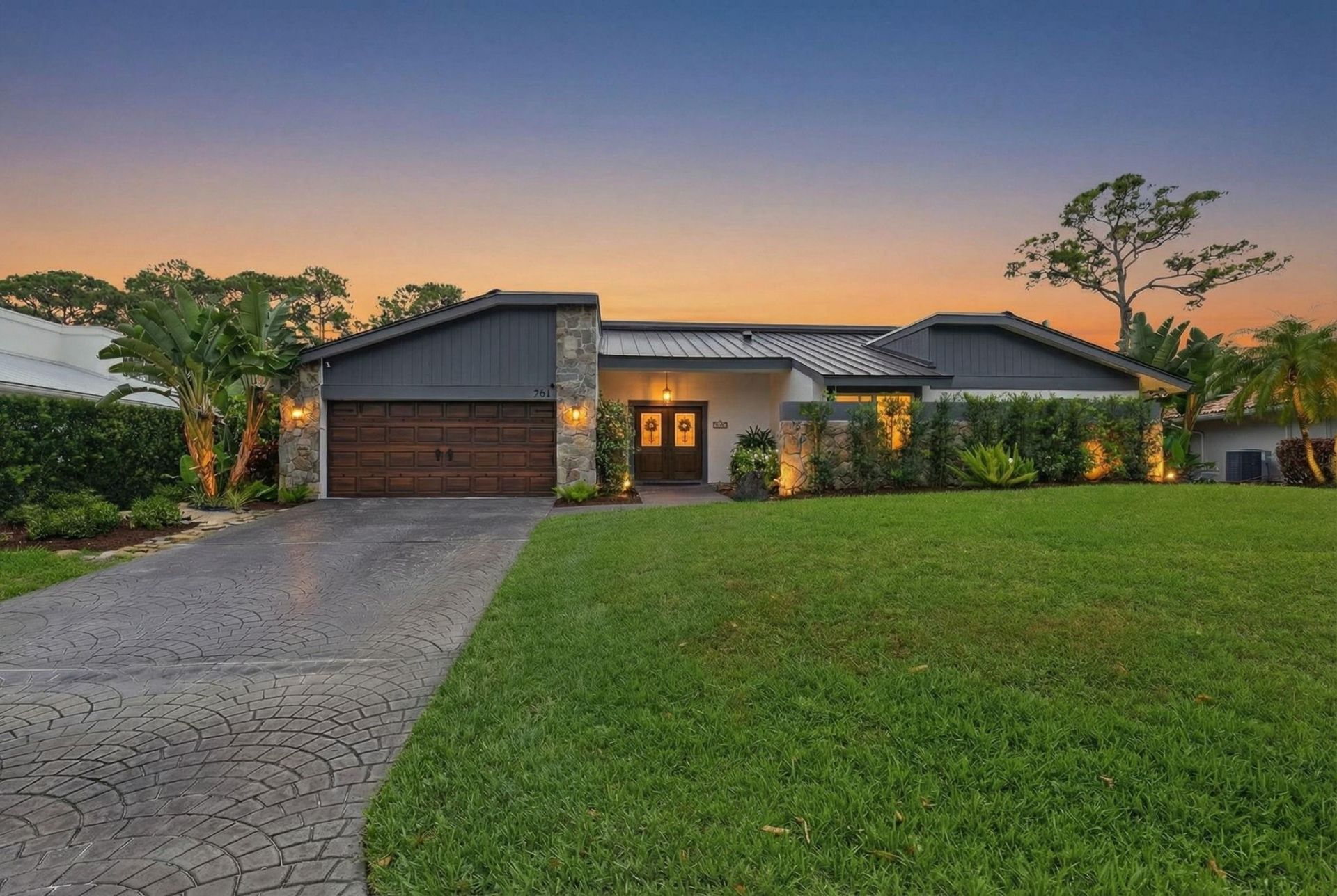 701 Lakewoode Circle W, Delray Beach, FL 33445 Photo