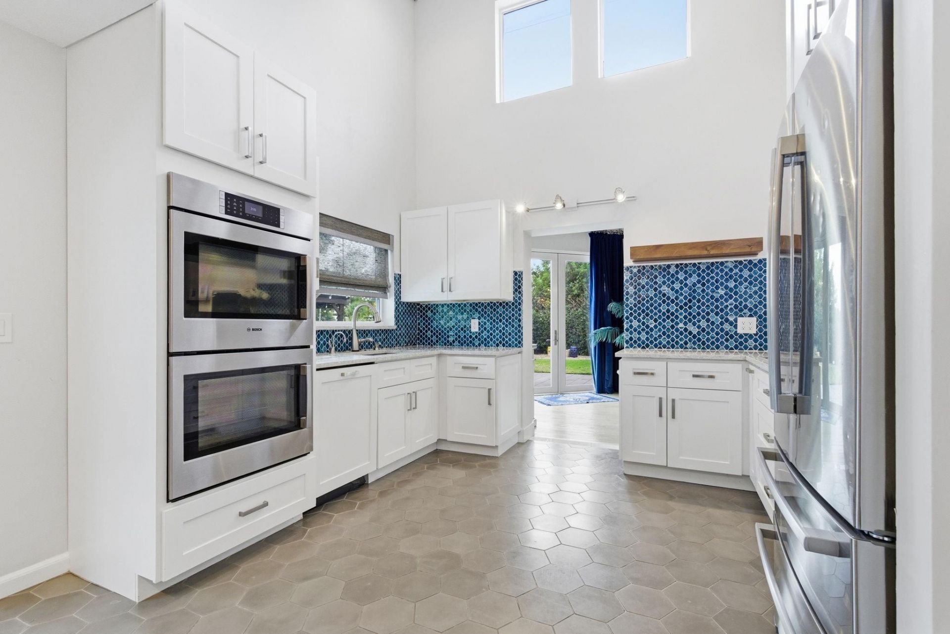 701 Lakewoode Circle W, Delray Beach, FL 33445 Photo