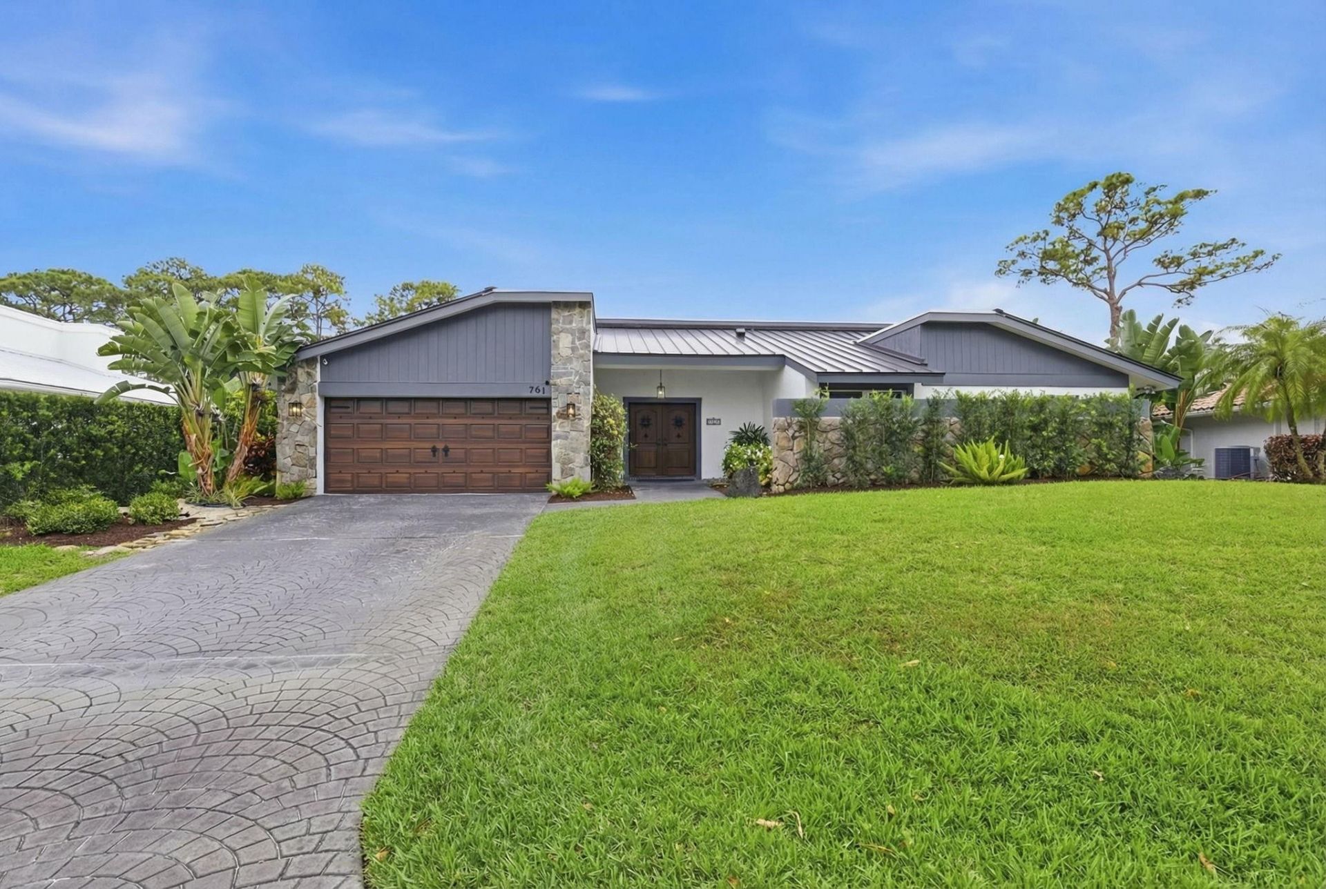 701 Lakewoode Circle W, Delray Beach, FL 33445 Photo