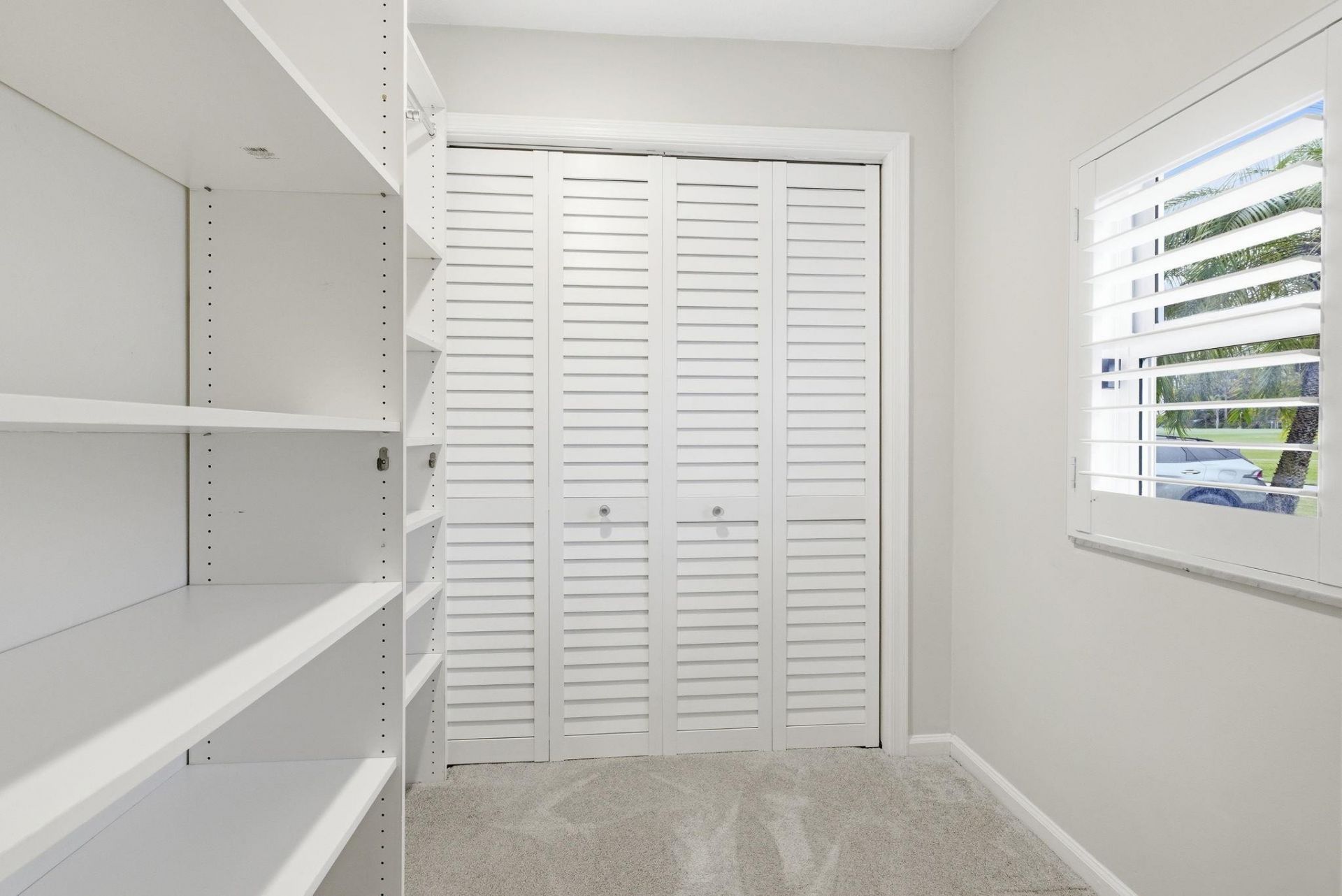 701 Lakewoode Circle W, Delray Beach, FL 33445 Photo