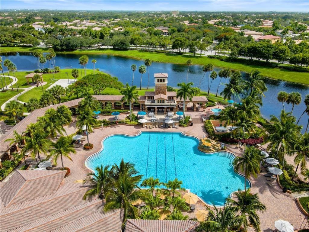 7256 NW 116th Lane, Parkland, FL 33076 Photo