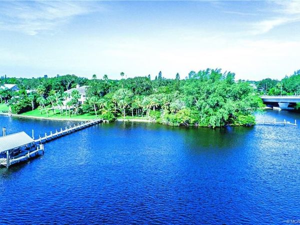 665 SE Saint Lucie Boulevard, Stuart, FL 34996