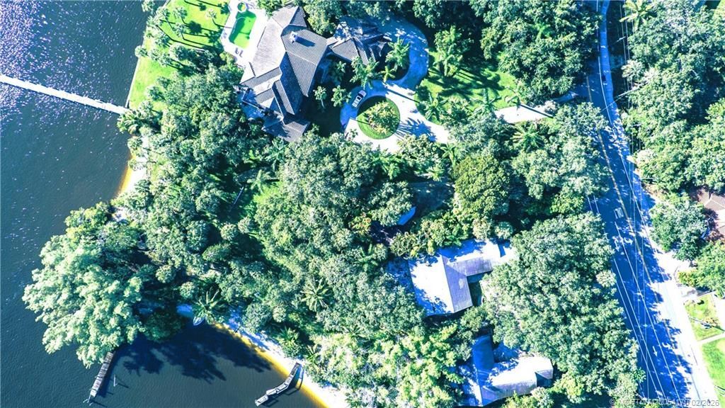 665 SE Saint Lucie Boulevard, Stuart, FL 34996 Photo