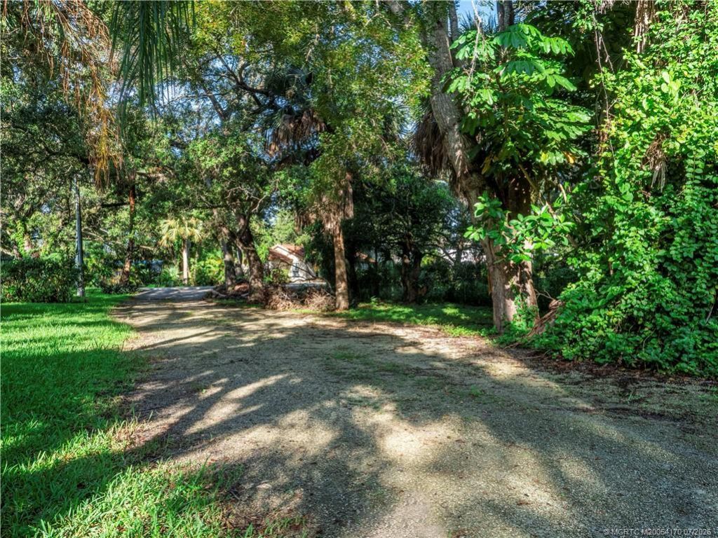 665 SE Saint Lucie Boulevard, Stuart, FL 34996 Photo