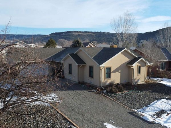 498 SE Birdie Circle , Cedaredge, CO 81413
