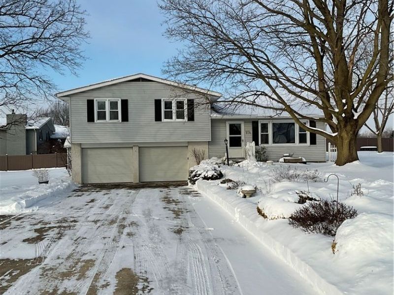 104 Wayne Avenue, Creston, OH 44217 Photo 1