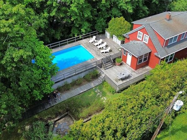 30 Vail Avenue, East Quogue, NY 11942