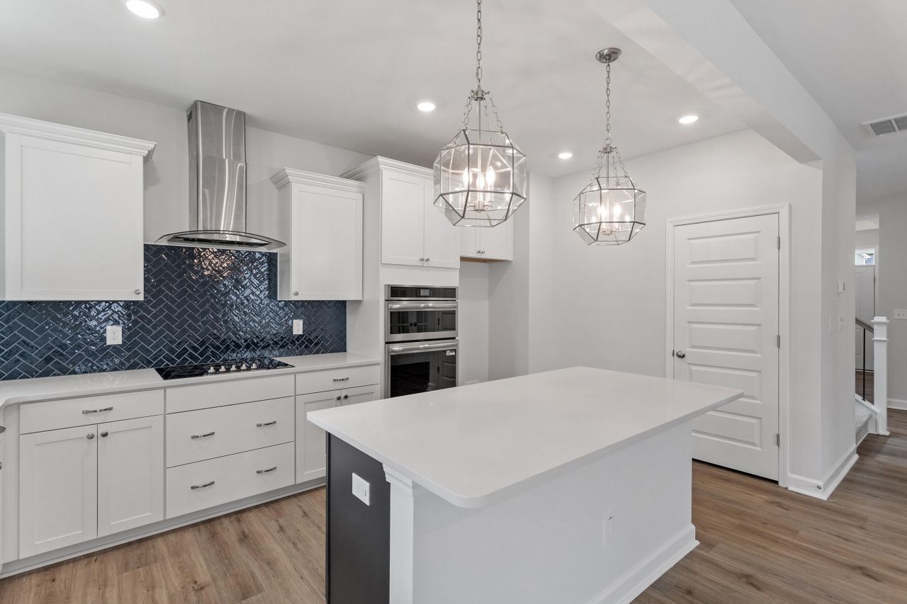 80 Crosswick Street Photo 11