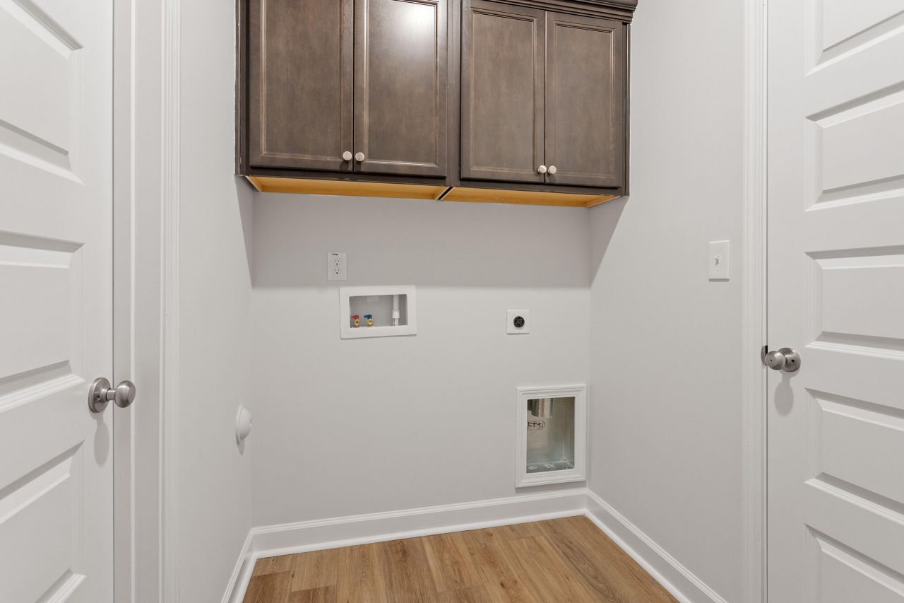 80 Crosswick Street Photo 22