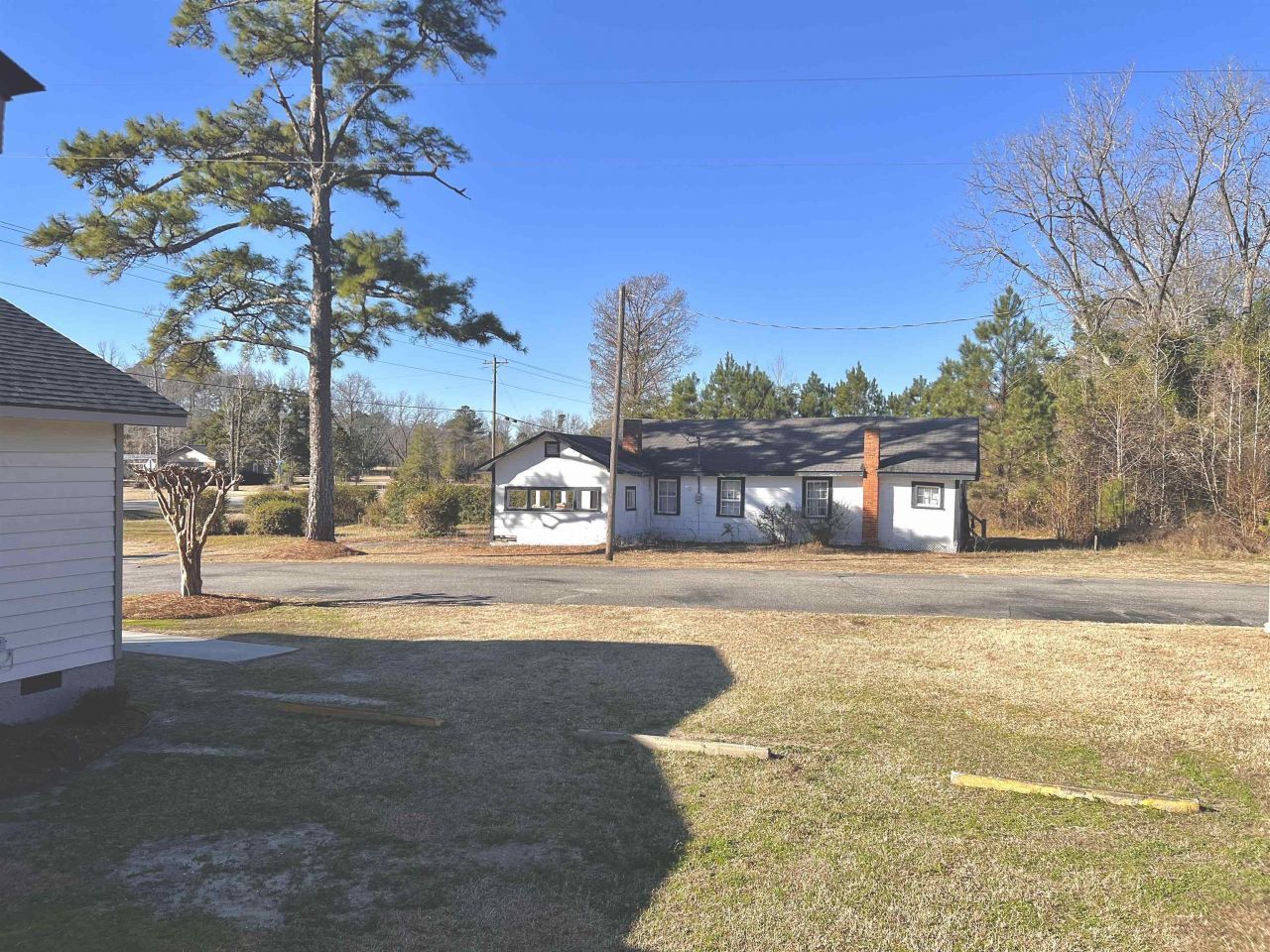 8339 Highway 90 Photo 16