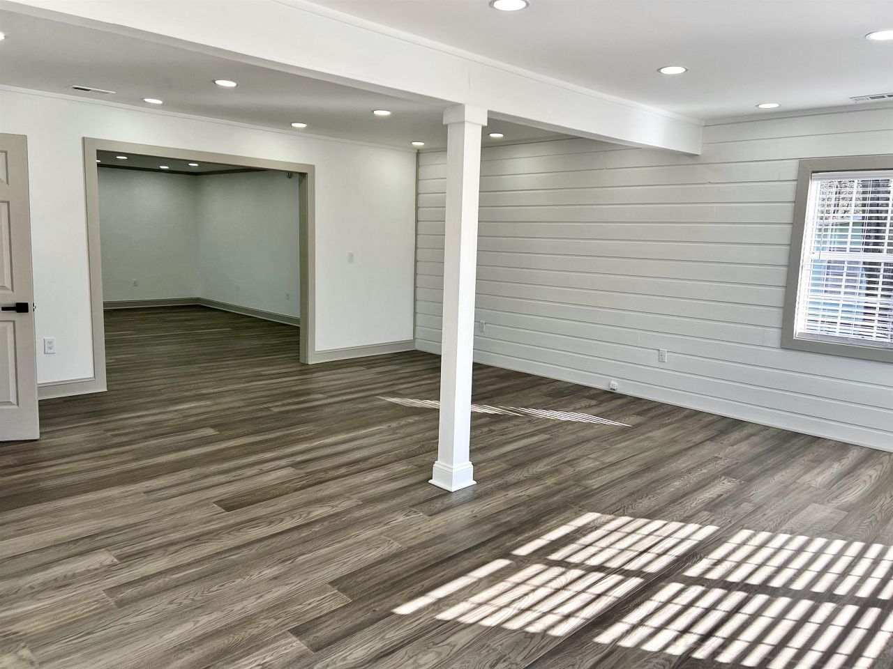 8339 Highway 90 Photo 7