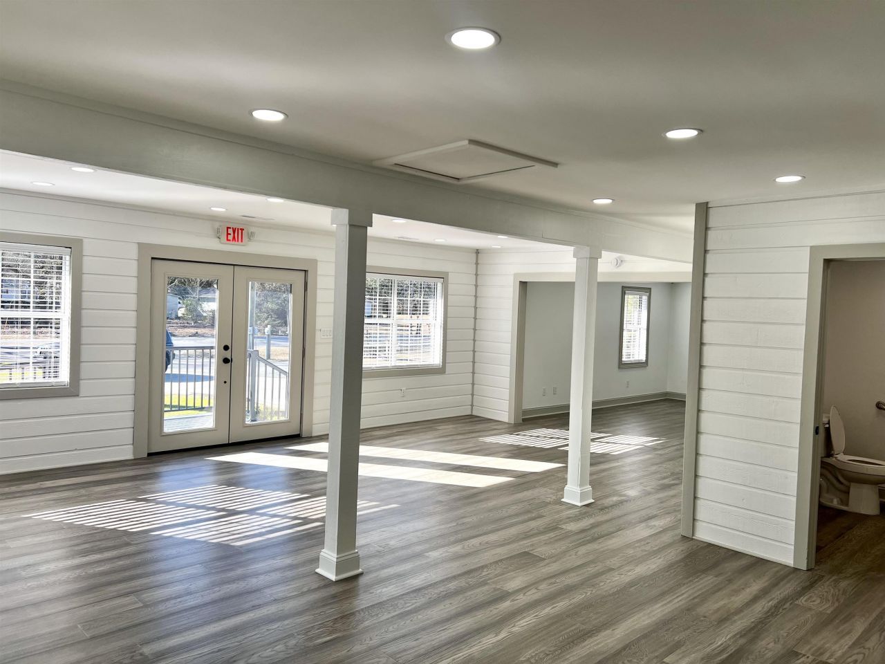 8339 Highway 90 Photo 8