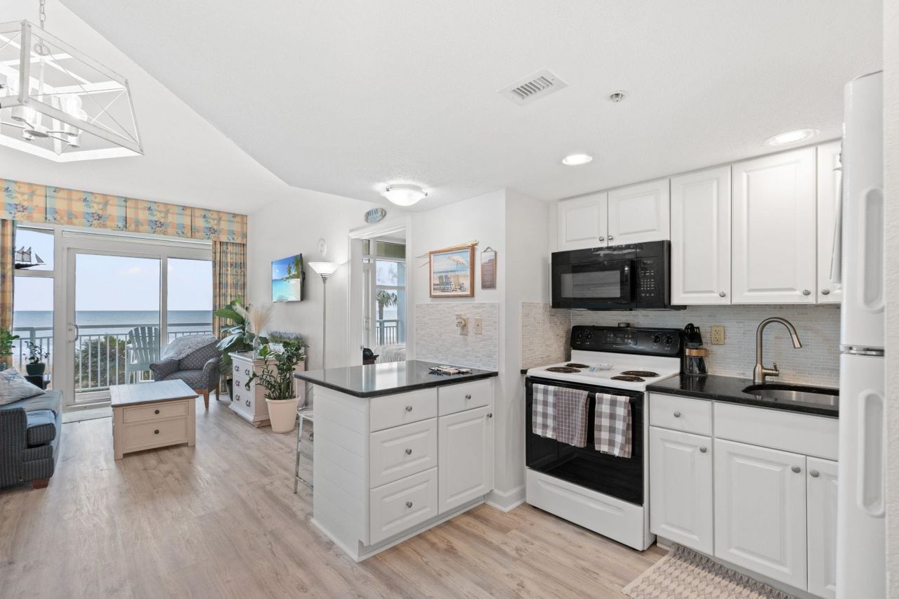 2501 S Ocean Blvd. Photo 5