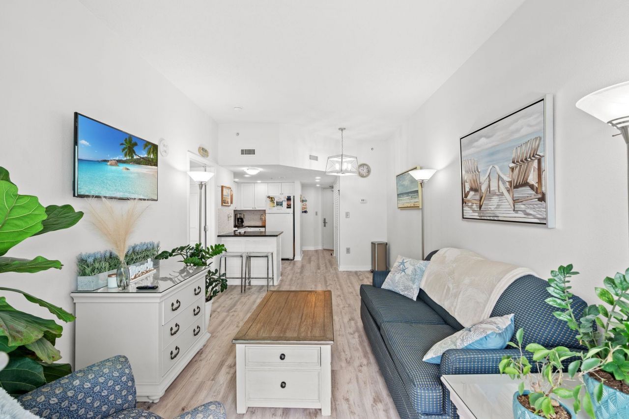 2501 S Ocean Blvd. Photo 8