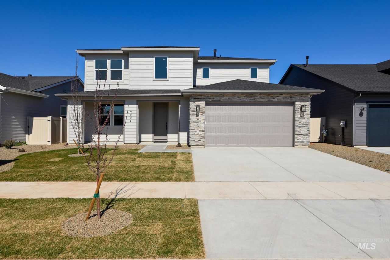 9004 W Moon River Dr, Star, ID 83669 Main Photo