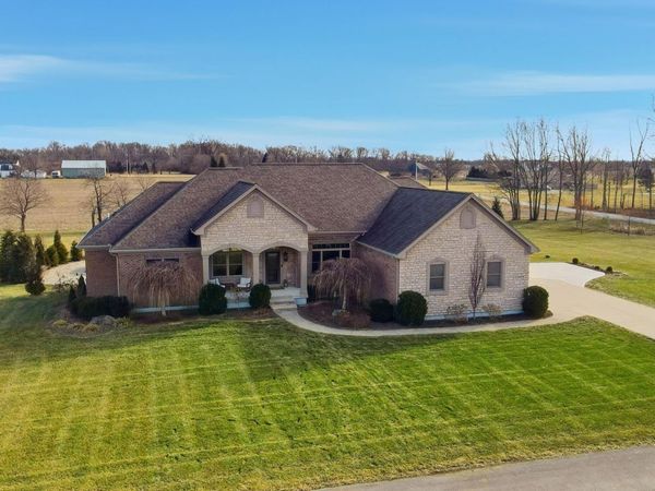 9030 Getter Lane, Brookville, OH 45309