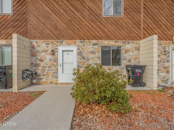 2705 Sood Rd, Knoxville, TN 37921